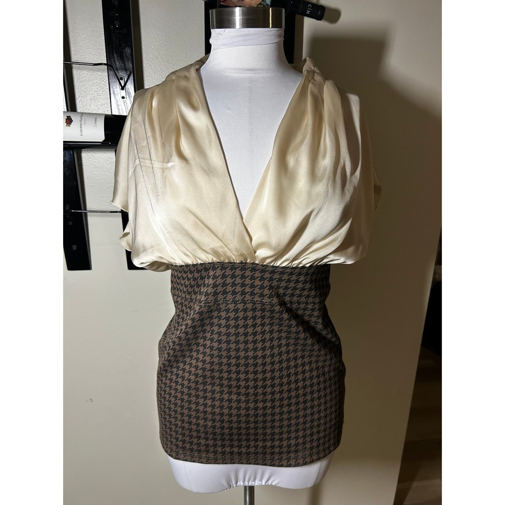Charlotte Russe Satin Houndstooth Mixed Media V-Neck Blouse Brown Champagne M